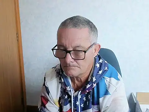 Živý XXX chat daddy_man