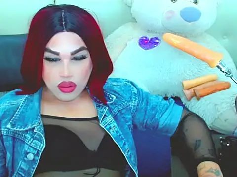 NharaBigCock 在線直播表演
