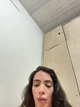 Онлайн чат XXX sisterhong