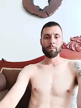 Dracoandr Adlı Modelin Canlı XXX Sohbeti