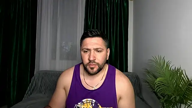 Gold_Alpha_Boy: απευθείας συνομιλία ΧΧΧ