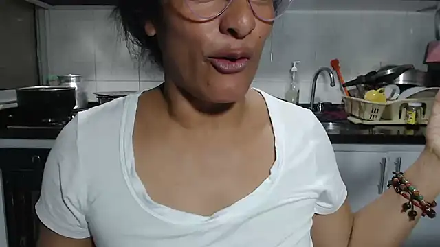 Онлайн чат XXX kateleyagrey