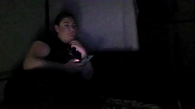 Živý XXX chat Forbidden-Irish-x