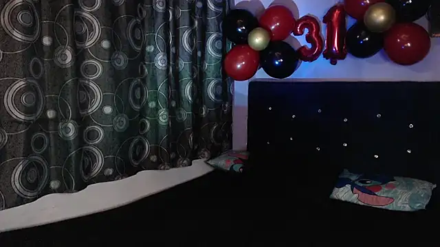 ANGELIQUE_KLANE XXX чат на живо
