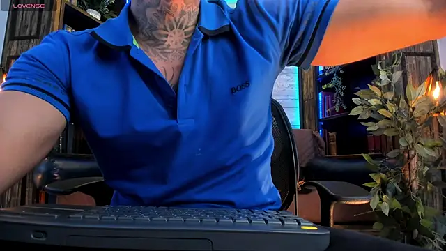 Chatroom XXX en direct de Donovan_Desmond