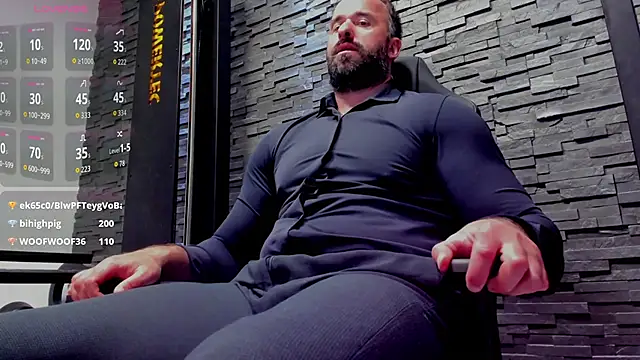 Chat +18 de David_Big_Daddy ao vivo