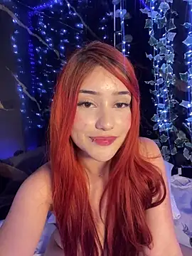 Ashly_cutee Show in webcam