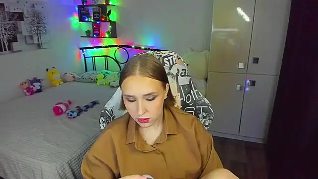 CrazyBitchInLace live XXX chat