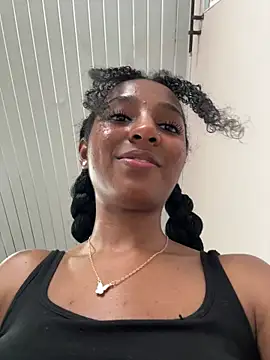 XXX chat uživo modela _Sporty_