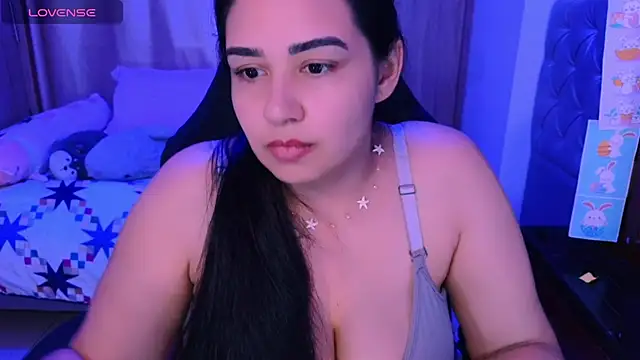 _anastasia Adlı Modelin Canlı XXX Sohbeti