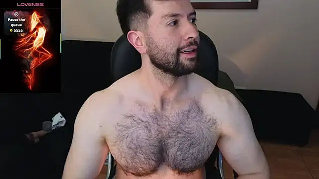 hairyncuteass élő XXX-chatje