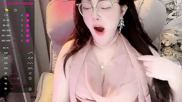 Monica-666888- 网络视讯表演
