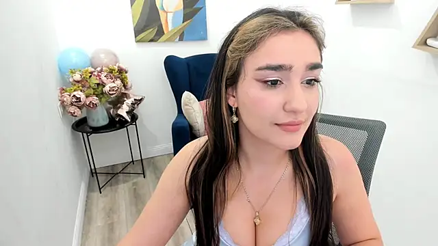 GoldenHeart_1's Live XXX Chat