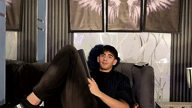 demian_hot99 – Naživo XXX chat