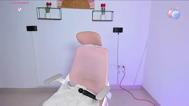 XXX chat uživo modela emily_villamil