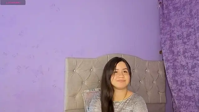 Show modela crisstal_7 na web-kameri