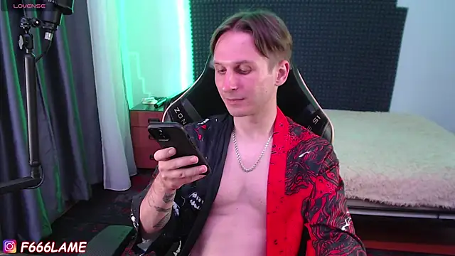 F666LAME élő XXX-chatje