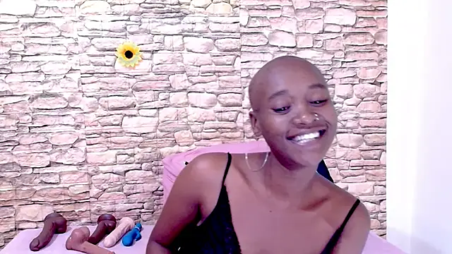 XXX chat uživo modela EbonyOlive69