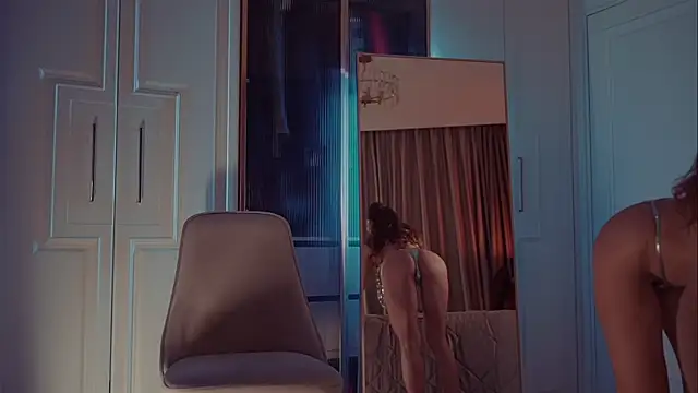 Онлайн чат XXX MilaDYstarlight