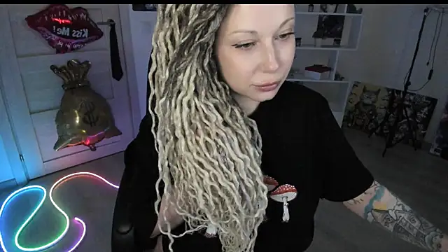 HoneySallyMoore Live XXX Chat