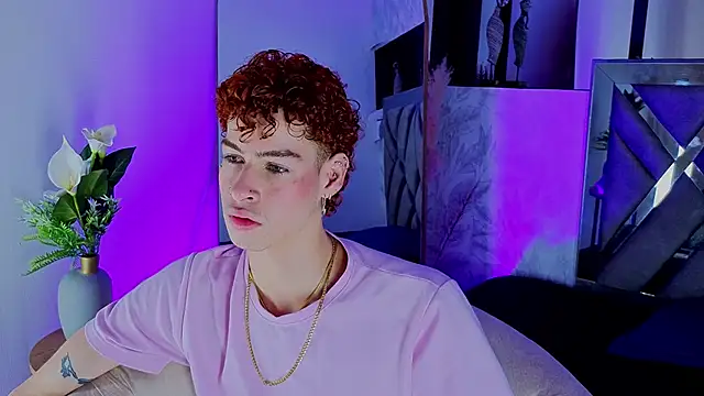 nova_salvatore XXX чат на живо