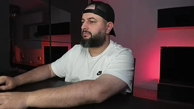 Chat +18 de DravenPeak ao vivo