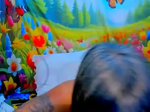 XXX chat uživo modela indianroxy