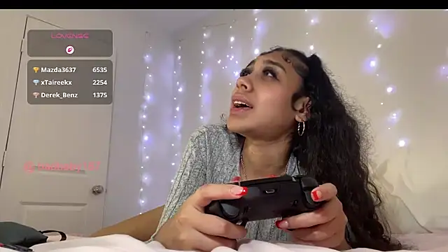 badbaby187 Live XXX-chat