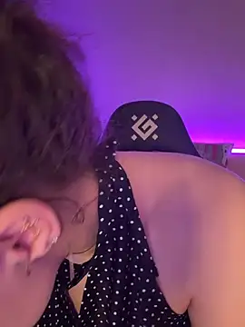 XXX chat uživo modela Your_insomniya