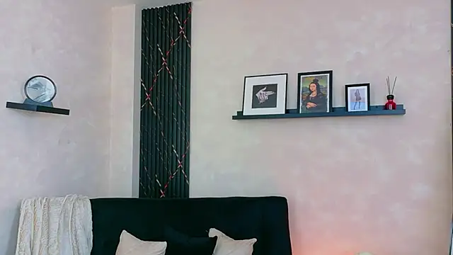 XXX chat uživo modela EmmyEvans1