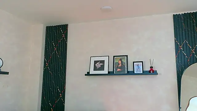 Živý XXX chat EmmyEvans1