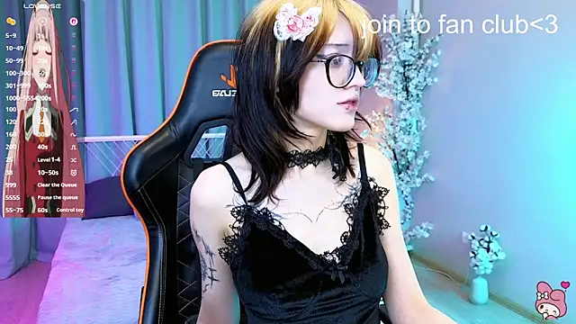 Chat XXX en directo de Setsunai_