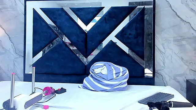 VioletRose_as: απευθείας συνομιλία ΧΧΧ