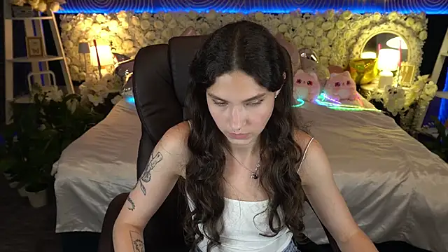 צ'אט XXX בשידור חי של BabyFlowerr