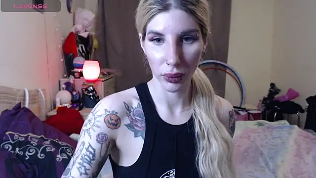 BLACKPeonyy's Live XXX Chat