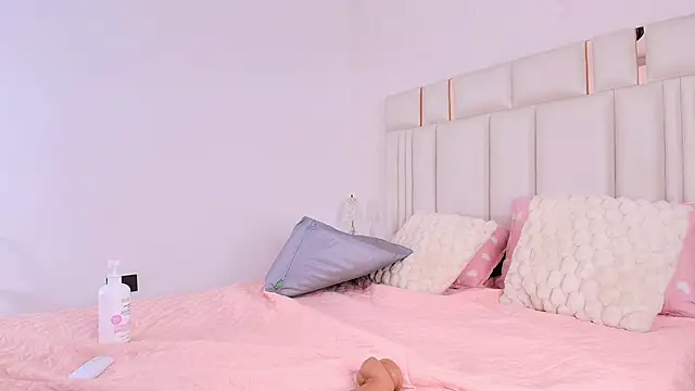 XXX chat uživo modela alanarose18