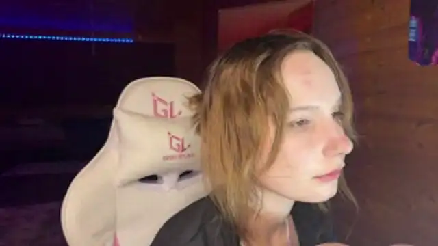 OpheliaVoss' Live XXX Chat