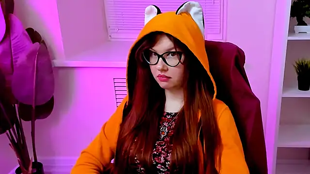 CarolGiggly's Live XXX Chat