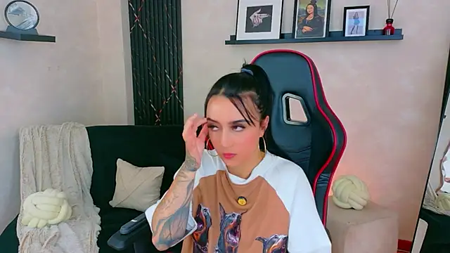 EmmyEvans1 Chat XXX in diretta