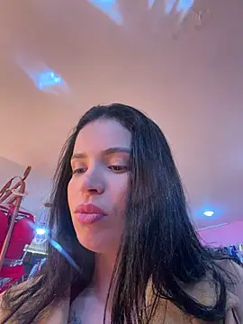 Онлайн чат XXX Rafaellaz