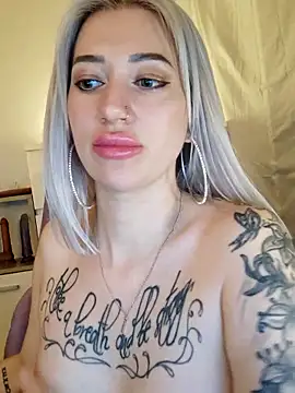 Gina-Lumara – Naživo XXX chat