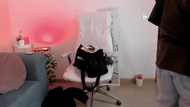 Ivonne_4 – Naživo XXX chat