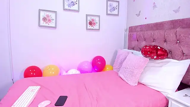 XXX chat uživo modela VeluniLiore