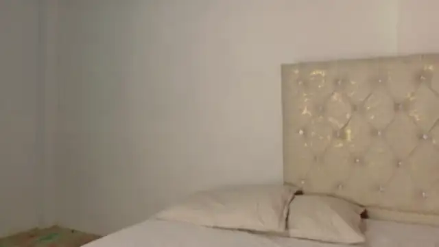 Chat +18 de KailaniCute ao vivo