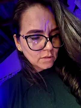 MariaPau_83's Live XXX Chat