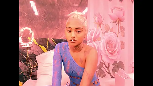 חדר צ'אט בשידור חי של indian_barbie
