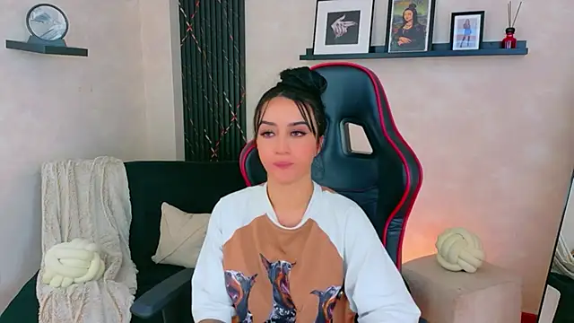 EmmyEvans1 Live XXX-Chat