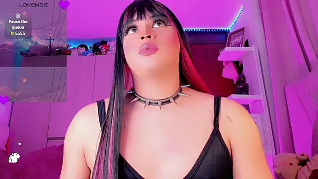 Show modela Danna_xz na web-kameri