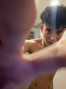 yoursexyjose webcam show