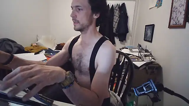 JohnnyMoves Adlı Modelin Canlı XXX Sohbeti